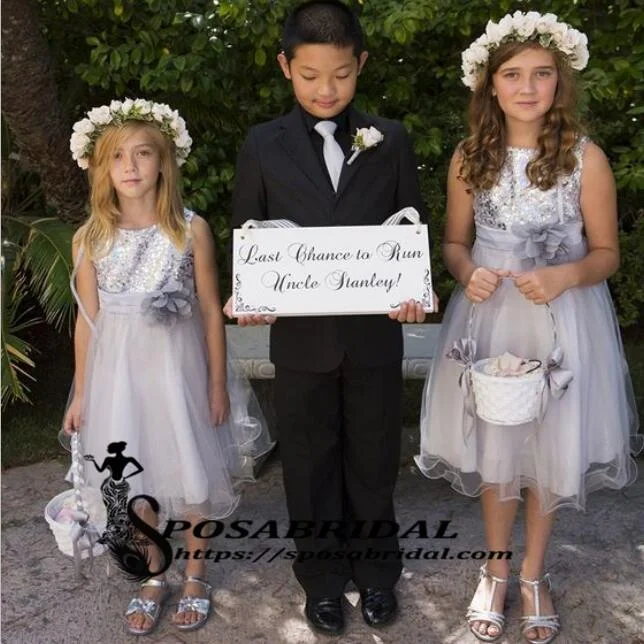 Top Sequin Sliver Grey Round Neck Sleeveless Flower Girl Dresses With Handmade Flower, Sparkly Discount Junior Bridesmaid Dresses , FG123