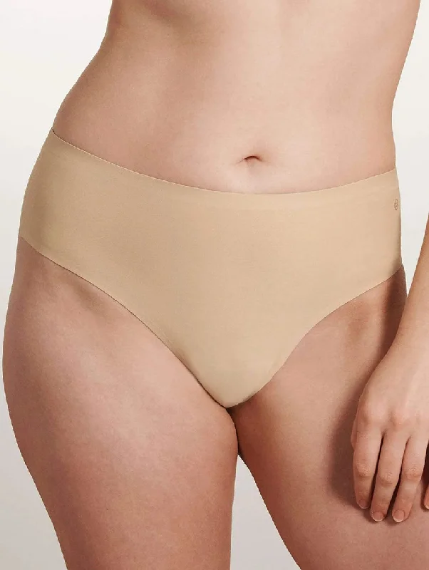 Evelyn & Bobbie High Waist Thong