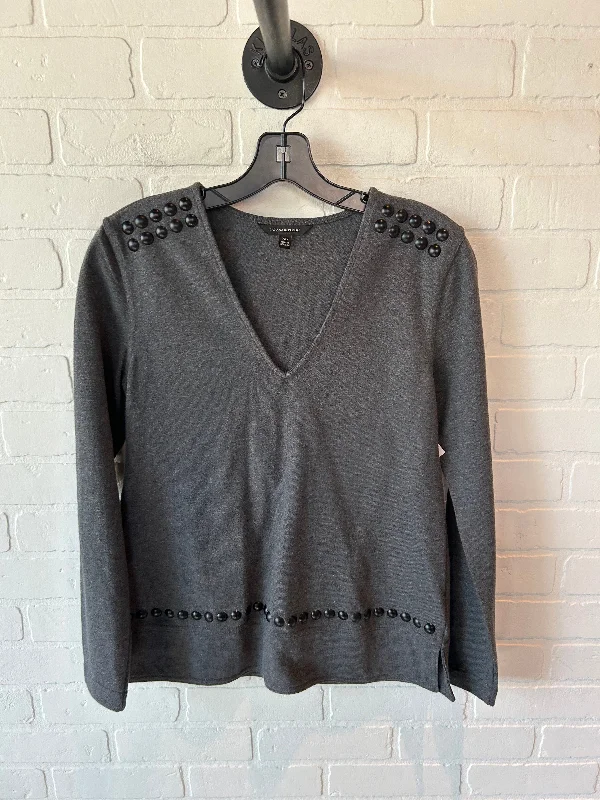 Top Long Sleeve By Banana Republic In Grey, Size: Xs