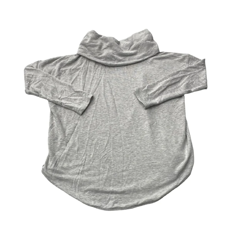 Top Long Sleeve By Lou And Grey In Grey, Size: L