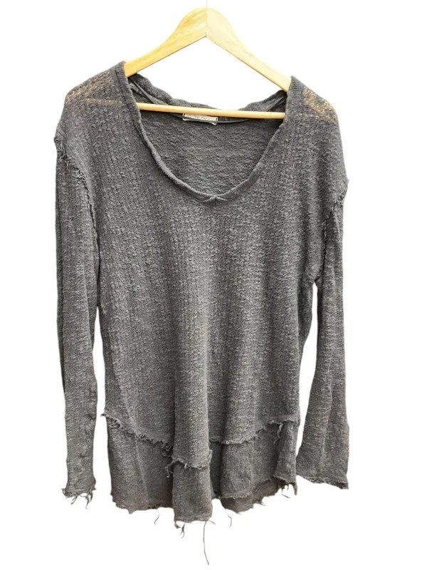 Top Long Sleeve By We The Free In Grey, Size: S